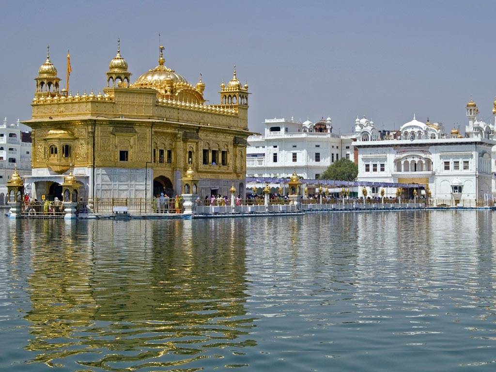 golden temple hd wallpaper 1366x768