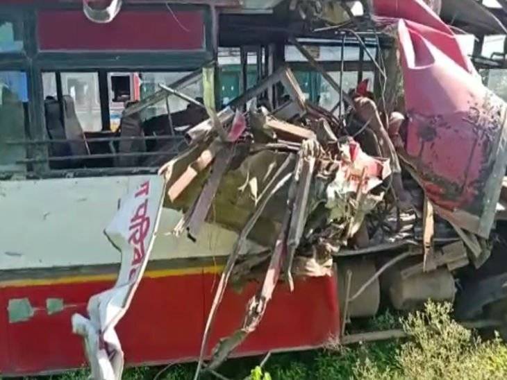 Lucknow Bus Road Accident 